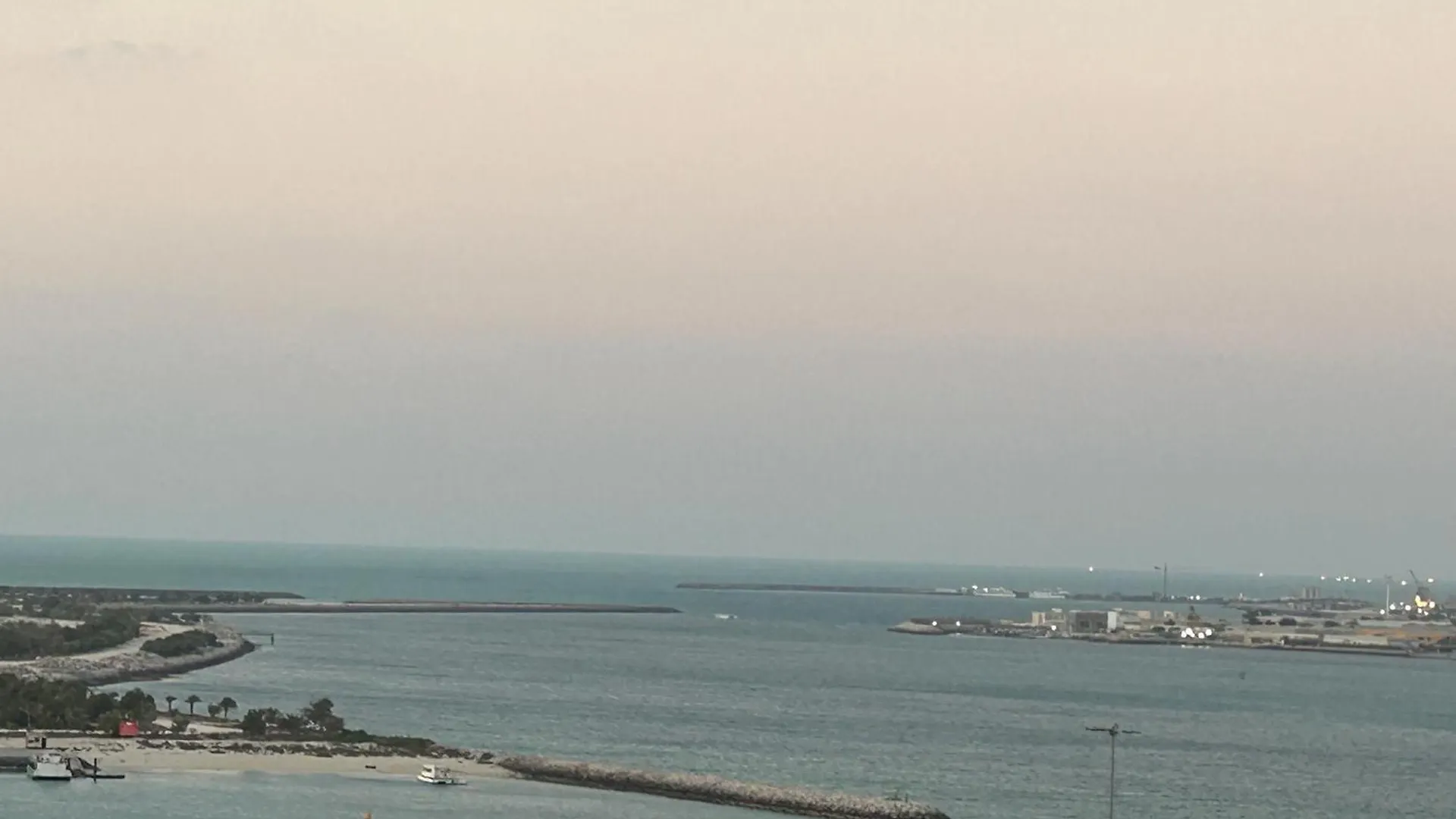 Apartamento Panoramic Corniche Sea View Retreat Abu Dabi Emiratos Árabes Unidos